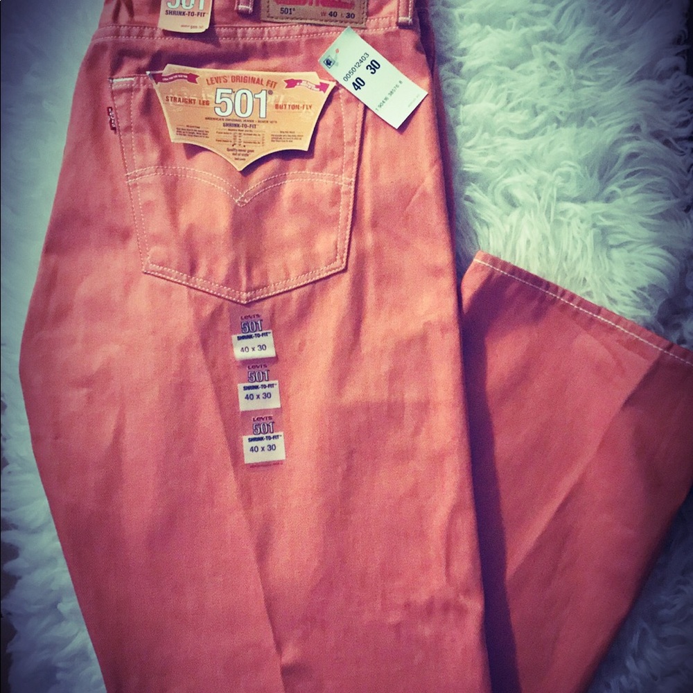 Levis’s 501 size 40/30